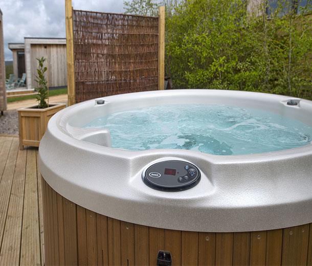 Гидромассажный Спа-бассейн Jacuzzi J-210