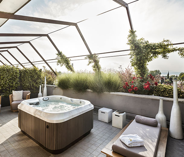 Гидромассажные Спа Бассейны JACUZZI 5