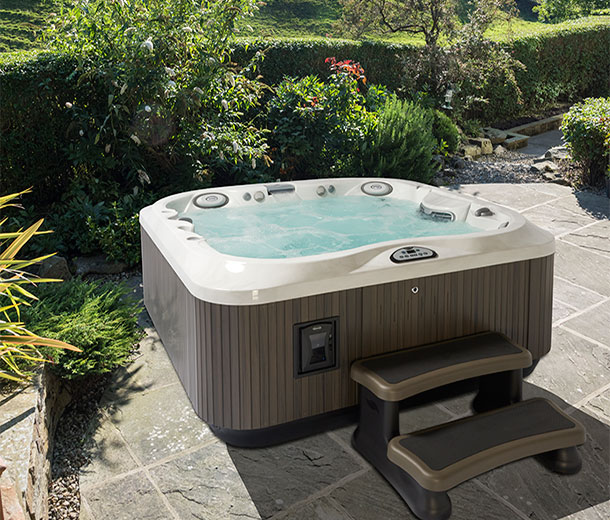 Гидромассажный Спа-бассейн Jacuzzi J-335