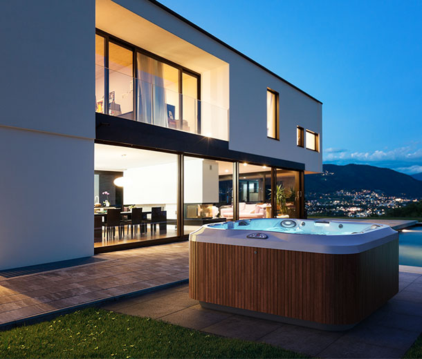 Гидромассажный Спа-бассейн Jacuzzi J-335